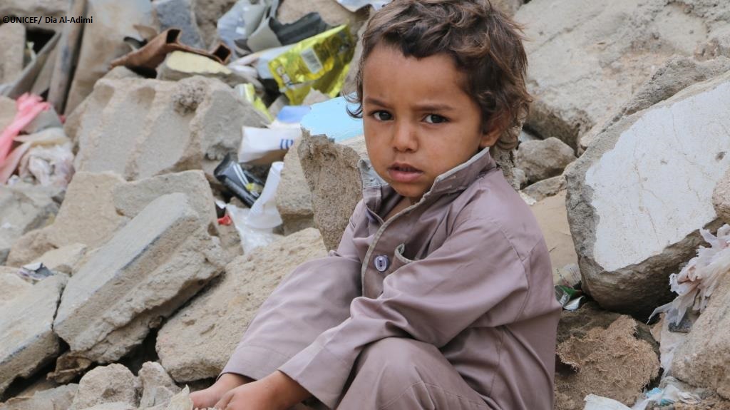 Yemen: la pobreza, el hambre y las enfermedades roban a los niños su infancia