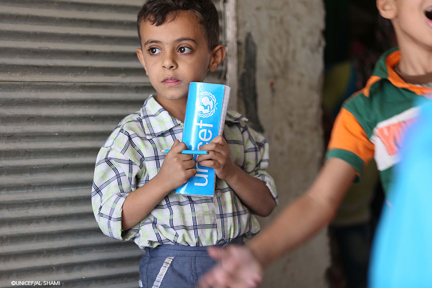6 años de conflicto en Siria: material escolar para 3 millones de niños
