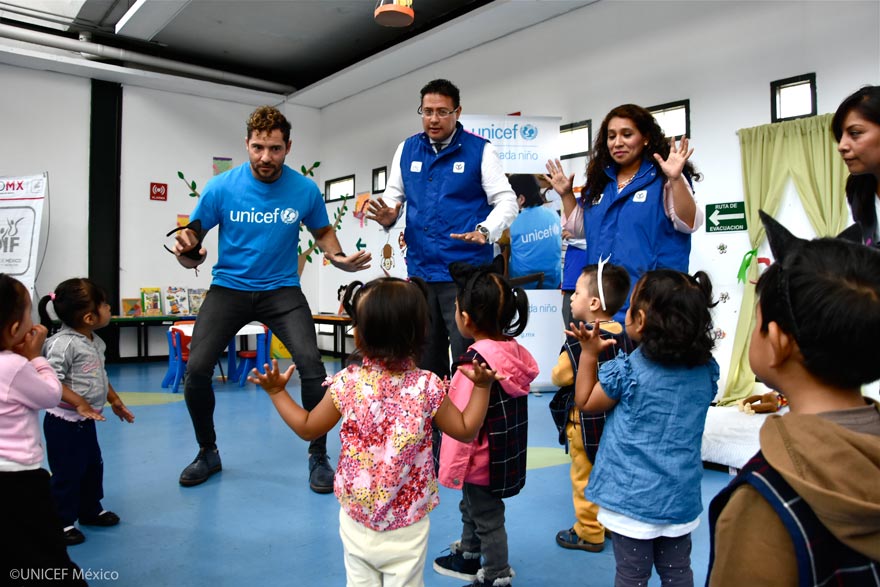 David Bisbal, Embajador de UNICEF, visita un centro de desarrollo infantil en México