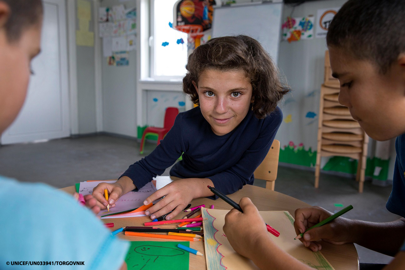 Hiba en un espacio amigo de la infancia de UNICEF