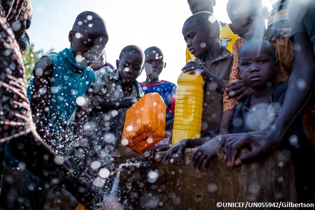 Día del Agua: casi 600 millones de niños vivirán con recursos de agua limitados en 2040
