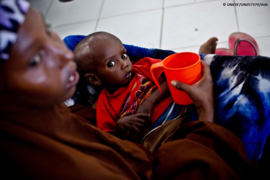 Somalia: la amenaza de hambruna aumenta la desnutrición y las enfermedades entre los niños