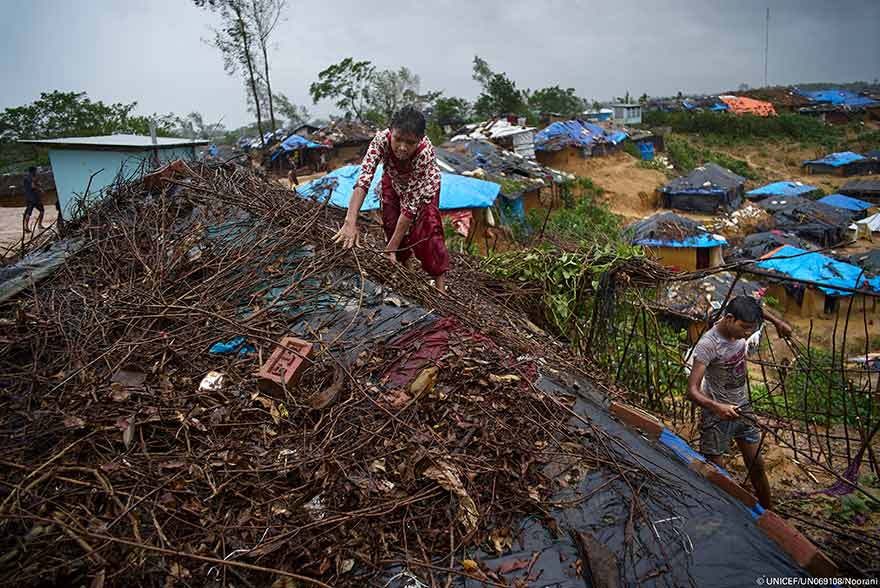 Los rohingya se preparan para el monzón en Bangladesh