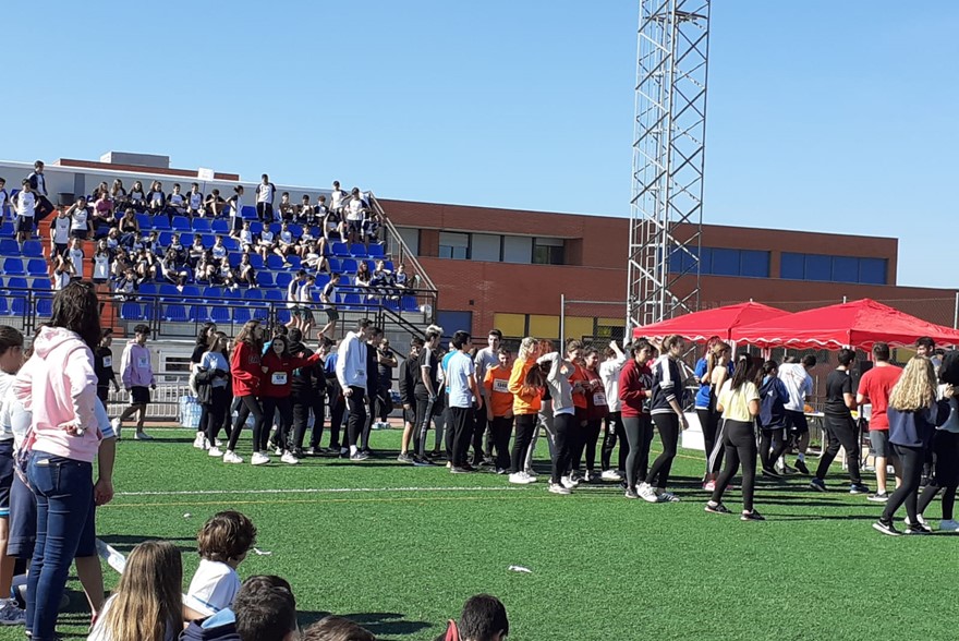 El Colegio Árula corre por la infancia