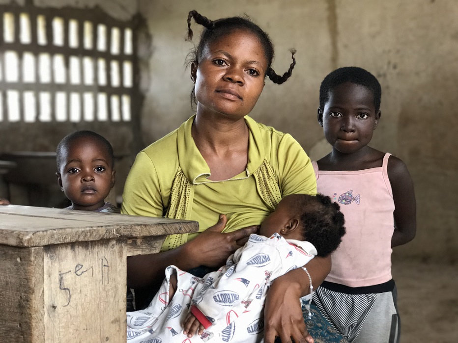 Florencia y sus tres hijos