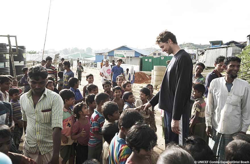 Gasol en Bangladesh con los niños rohingya