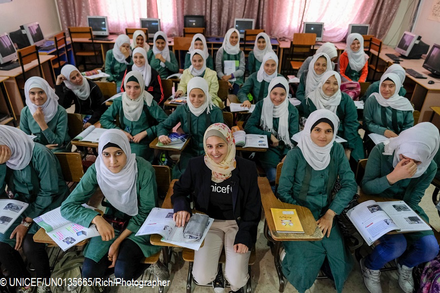 Muzoon Almellehan reclama la vuelta a la escuela de 2,7 millones de niños de Siria