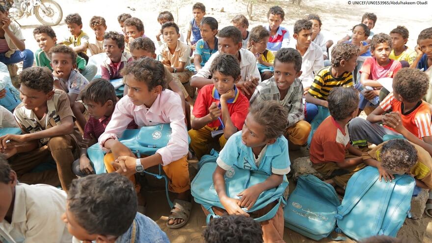 emen: más de 60.000 niños, fuera de la escuela en Hodeidah