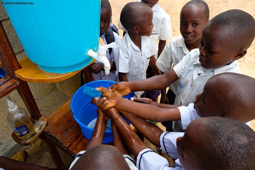 República Democrática del Congo: el 80% de los niños en edad escolar han regresado a la escuela en las zonas afectadas por el ébola