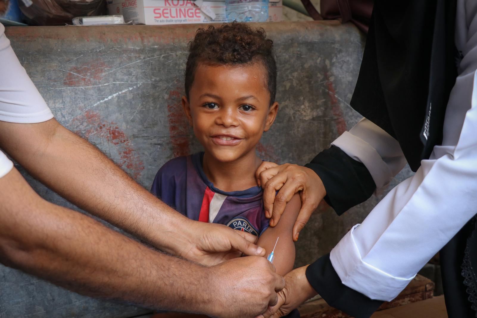 vacunacion ninos yemen 2020