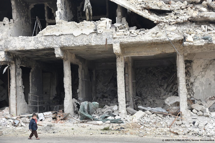 Un niño muerto tras el ataque a un autobús escolar en Alepo, al norte de Siria 