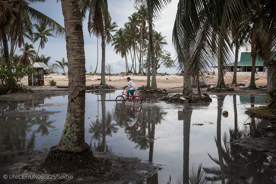 Con los ciclones mortales en aumento, UNICEF expresa su preocupación por el impacto del cambio climático en los niños