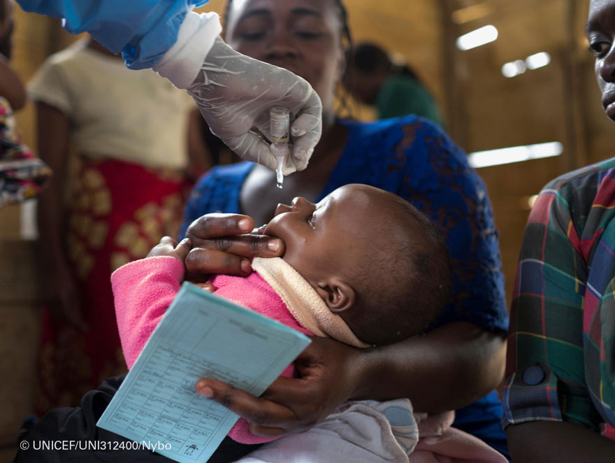 República Democrática del Congo: niños en riesgo de contraer sarampión y cólera