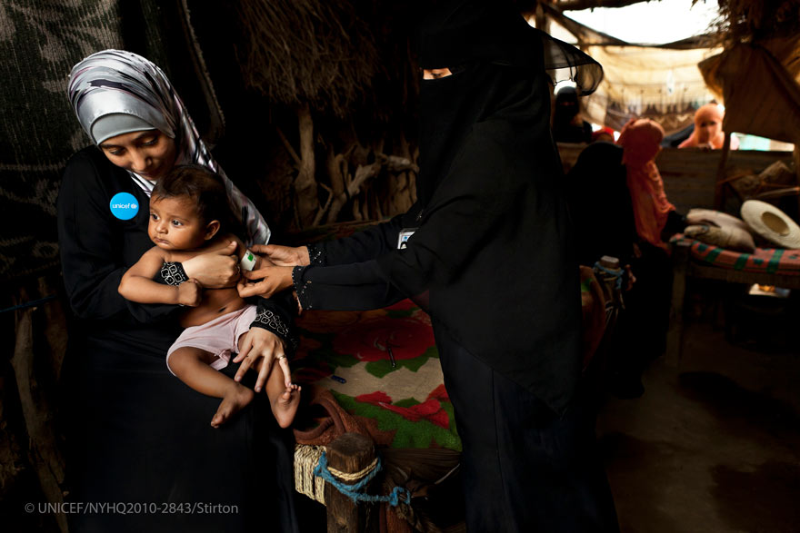 Las transferencias de efectivo de emergencia de UNICEF y el Banco Mundial llegan a 9 millones de personas vulnerables en Yemen