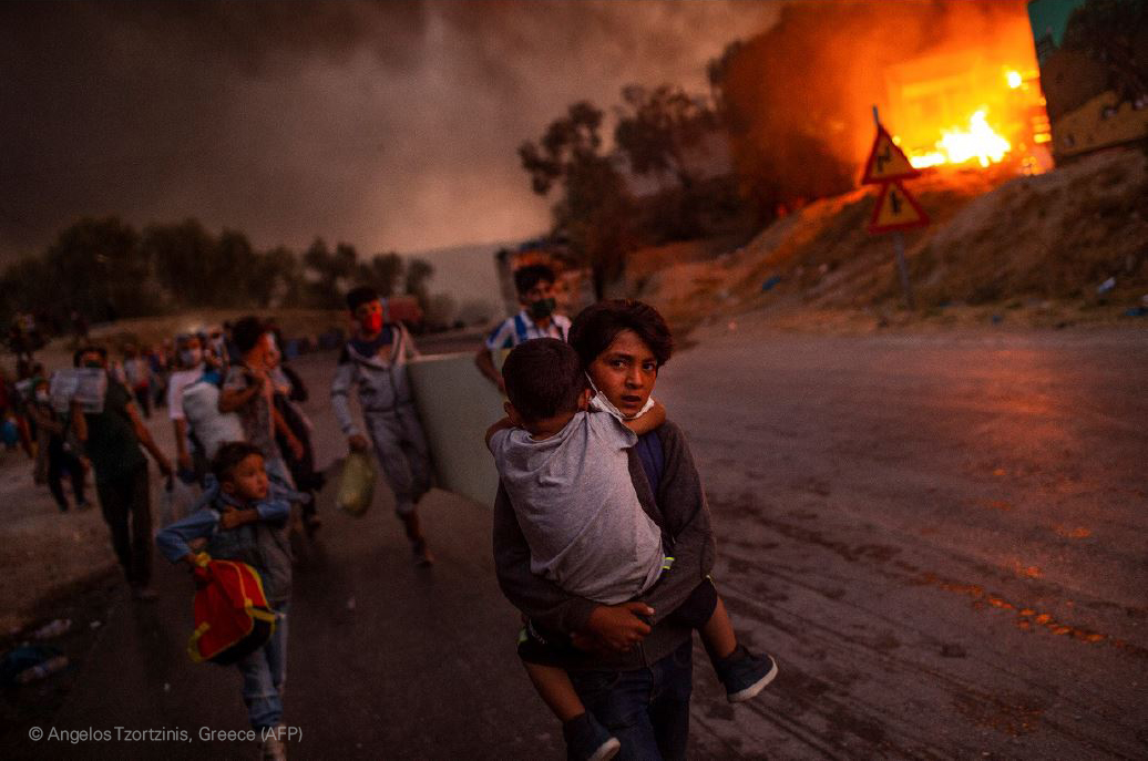 Desafiando las llamas de la miseria