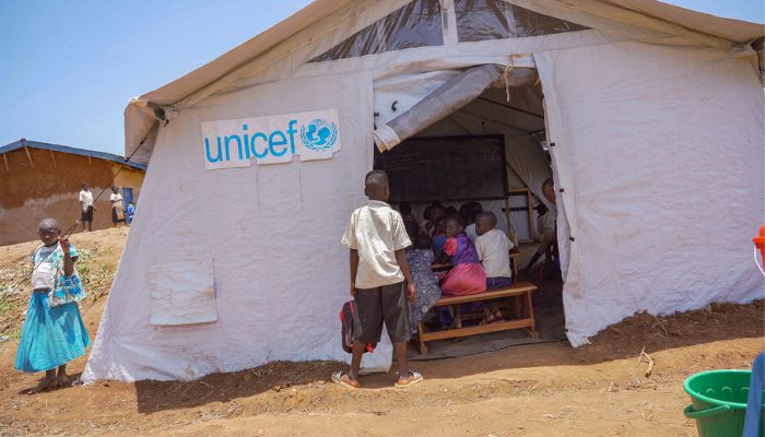 Blukwa retoma sus estudios gracias la apoyo de UNICEF en RDC.