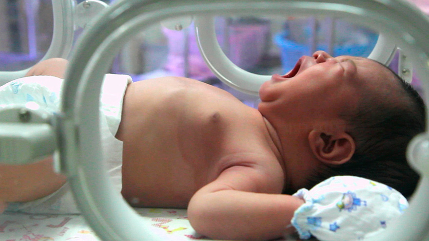 17 millones de bebés respiran aire tóxico