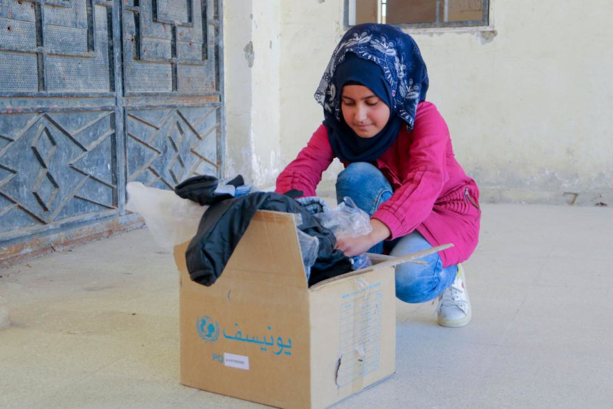 Distribuimos ropa de abrigo en Siria.