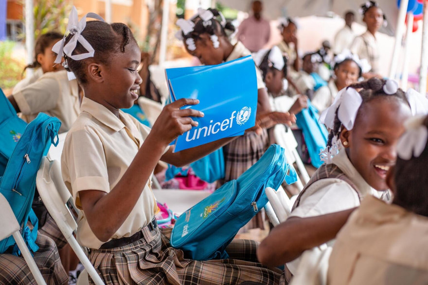 Educación y protección para los niños de Haití.