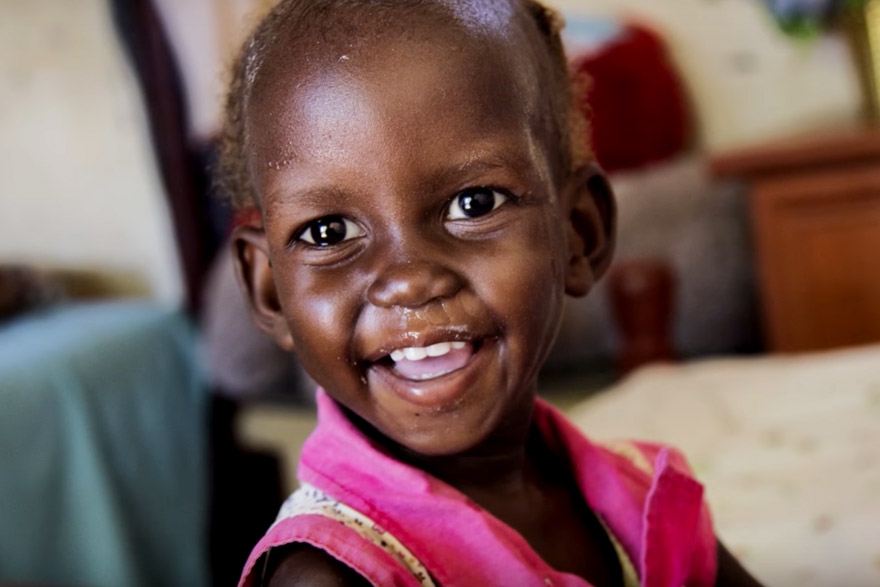 Niño sonriendo