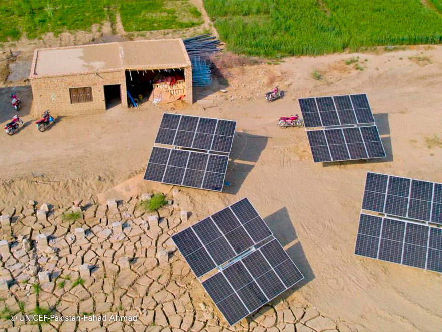 Imagen de unos paneles solares