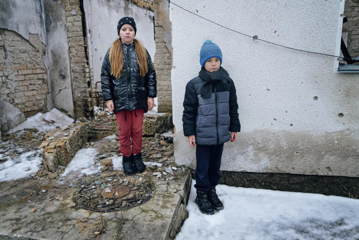 Milena y Eldar pasan el duro invierno en Ucrania.