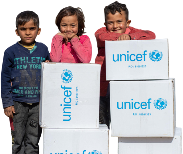 Imagen de un grupo de niños sonriendo 
