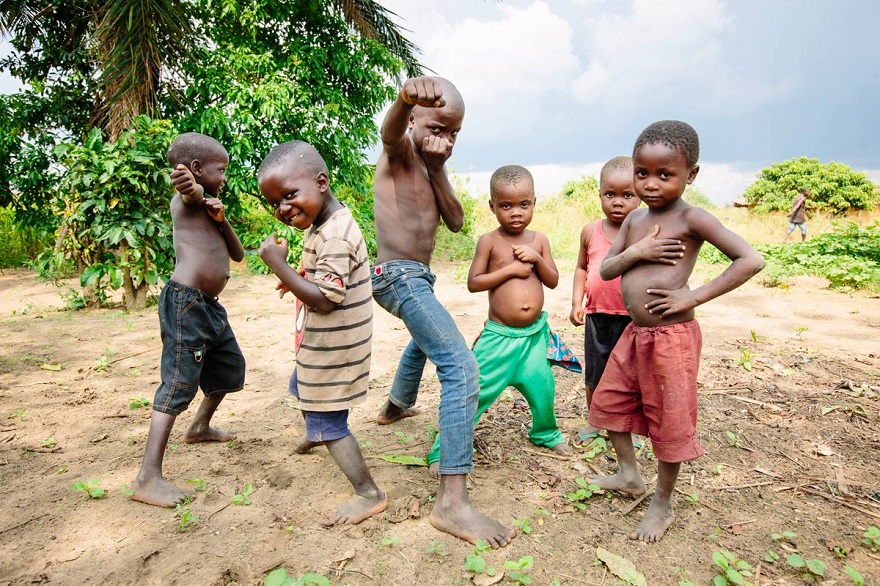 Niños rohingya