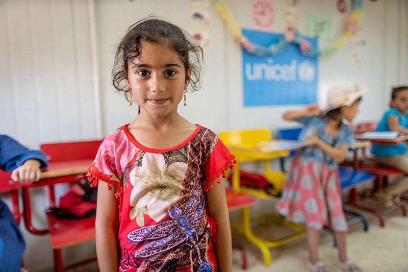 ¿Cómo trabaja UNICEF con las personas refugiadas?