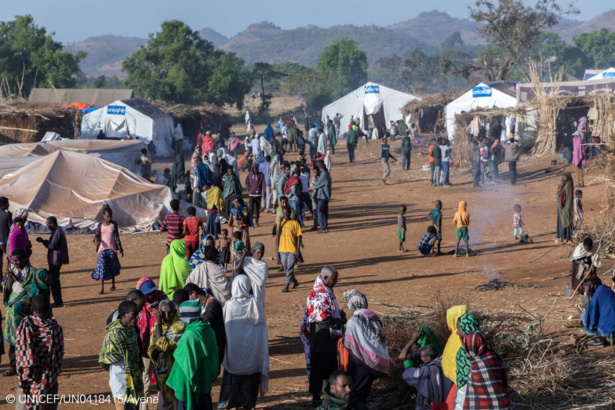Habitantes de uno de los campamentos para desplazados y refugiados de Etiopía