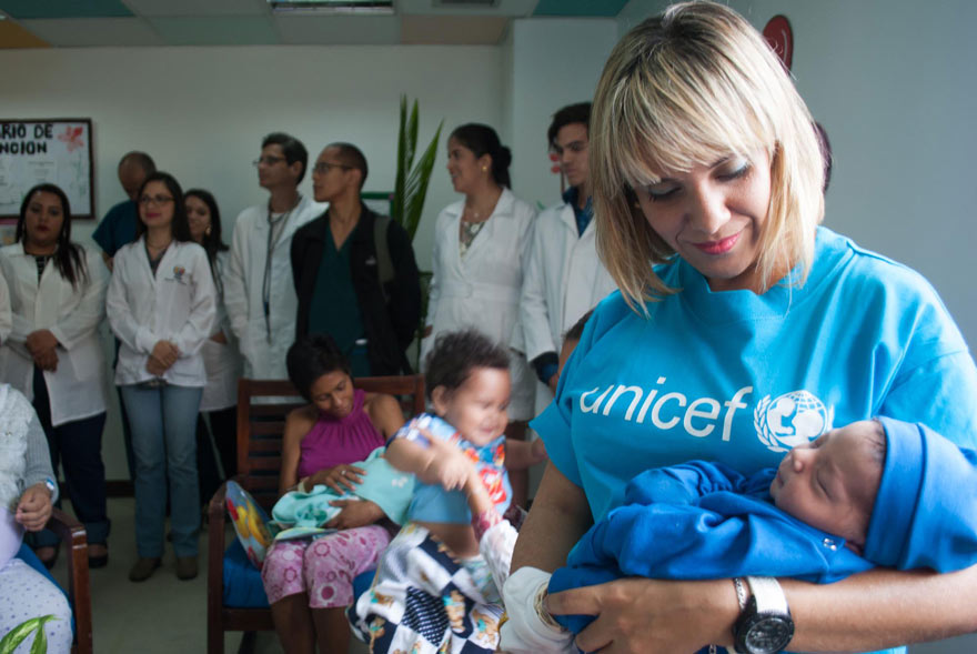 UNICEF refuerza la ayuda para mujeres y niños de Venezuela