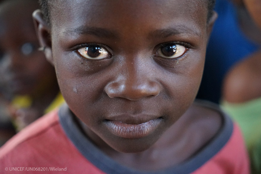KINSHASA / DAKAR / GINEBRA / NUEVA YORK, 28 de julio de 2017 - 850.000 niños desplazados por la violencia en la región de Kasai, en la República Democrática del Congo