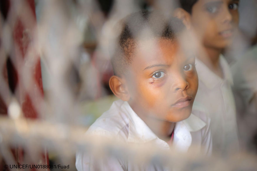 Inicio del curso escolar en Yemen: 2 millones de niños no van al colegio y 3,7 millones están en riesgo de abandonarlo