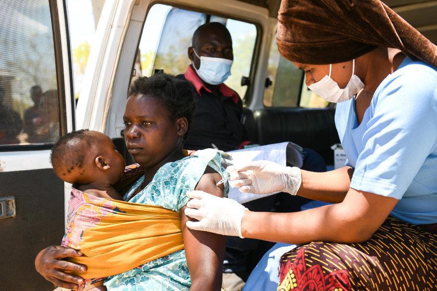 Vacuna contra la COVID-19 en Malawi.