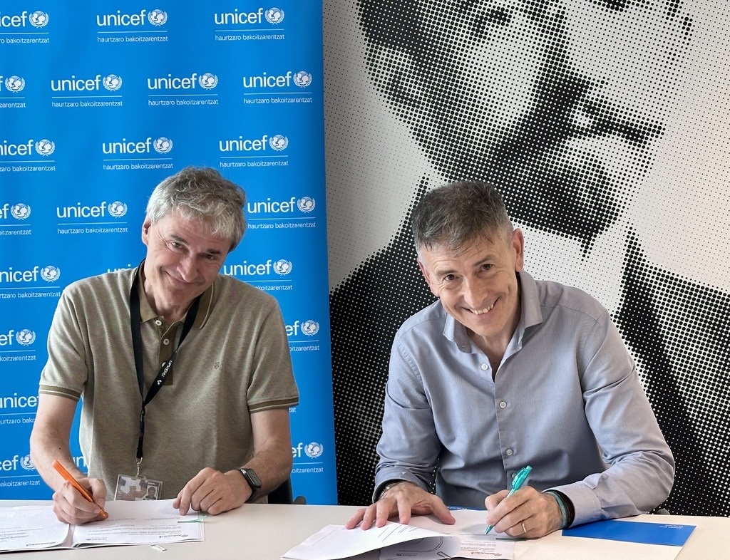 , UNICEF Euskadiko Batzordeko presidente Joseba Madariaga eta Achucarro Center for Neuroscience Fundazioko (ACHUCARRO) zuzendari zientifiko Ignacio Torres Aleman.