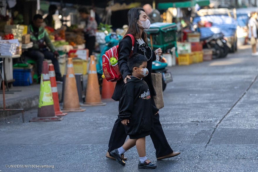 Cada día mueren más de 100 niños y niñas menores de cinco años en Asia oriental y Pacífico por causas relacionadas con la contaminación atmosférica