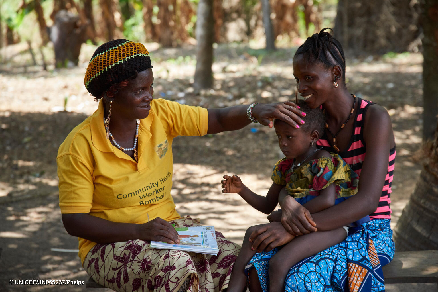 La Fundación ”la Caixa” y UNICEF España reforzarán la supervivencia infantil en Sierra Leona mejorando la atención primaria de salud infantil del a