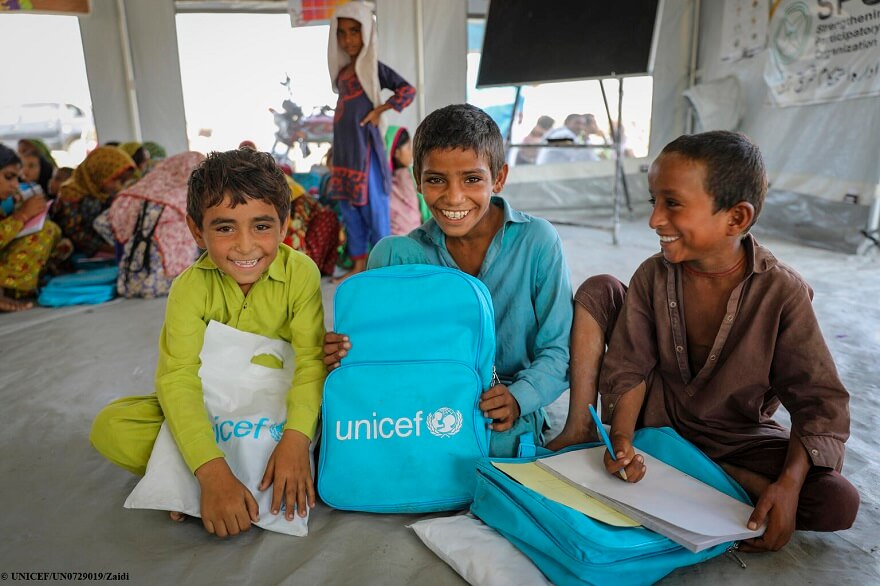 Pakistán: más de 2 millones de niños no van a clase por las inundaciones