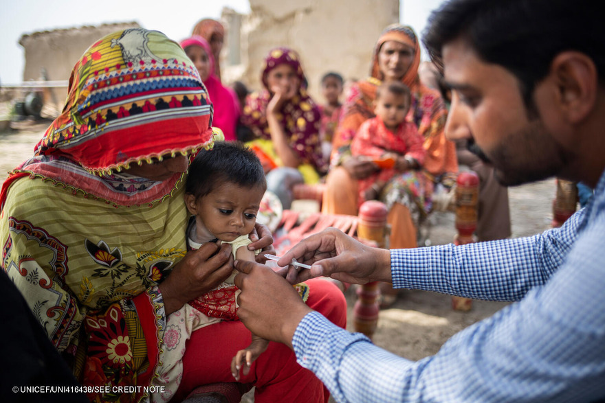 Vacunación infantil en Pakistán
