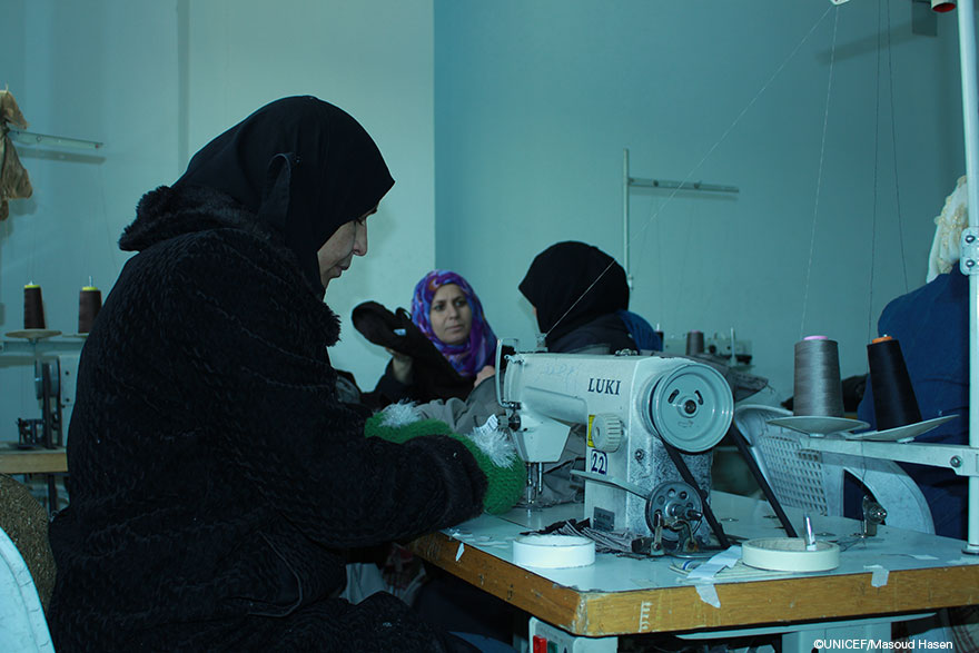 Damos abrigo a los niños de Siria y generamos empleo para las mujeres