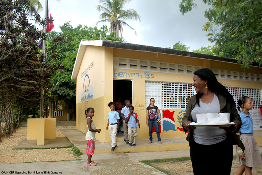 República Dominicana: todos a la escuela
