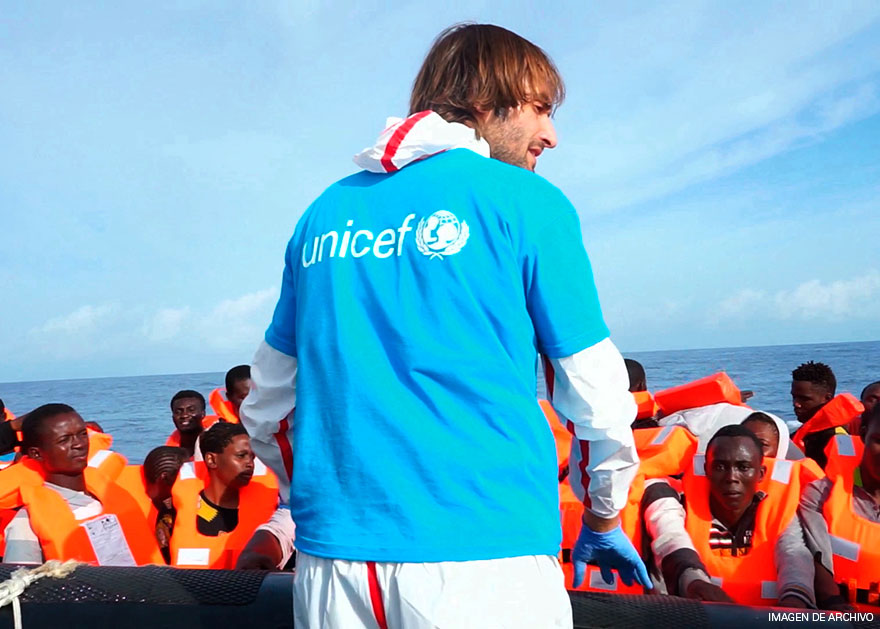 Apoyamos el rescate de 285 niños migrantes en el Mediterráneo