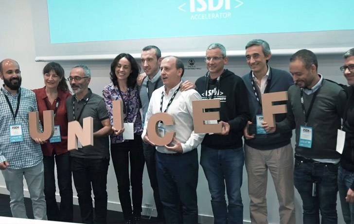 Imagen de compañeros de UNICEF