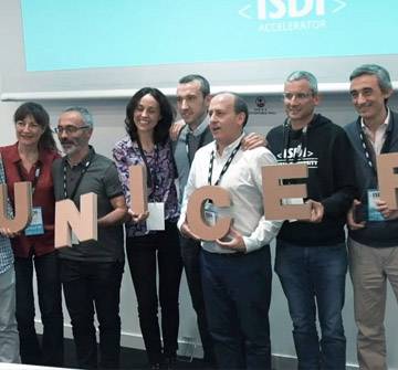 Imagen de compañeros de UNICEF