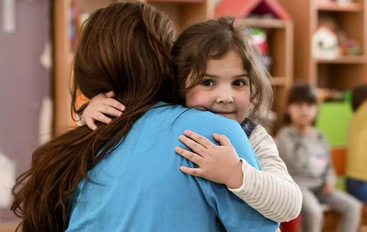 Protección e Inclusión Social Niña protegida