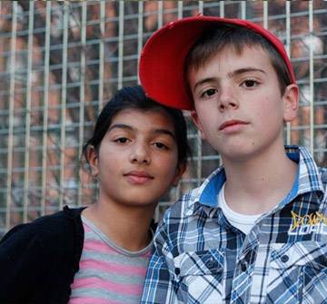 Foto de dos jóvenes