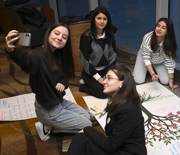 Un grupo de adolescentes