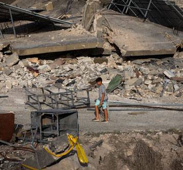 Jnata, sur del Líbano. Un niño en la zona afectada de Jnata, sur del Líbano.