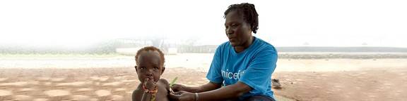 ¿Puedo apadrinar a un niño con UNICEF?